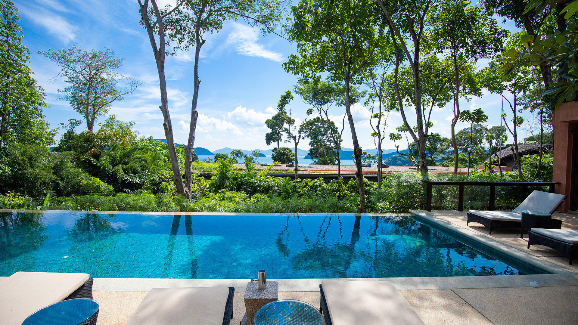 3 bedroom residence villa partial ocean view luxury hotel resort phuket