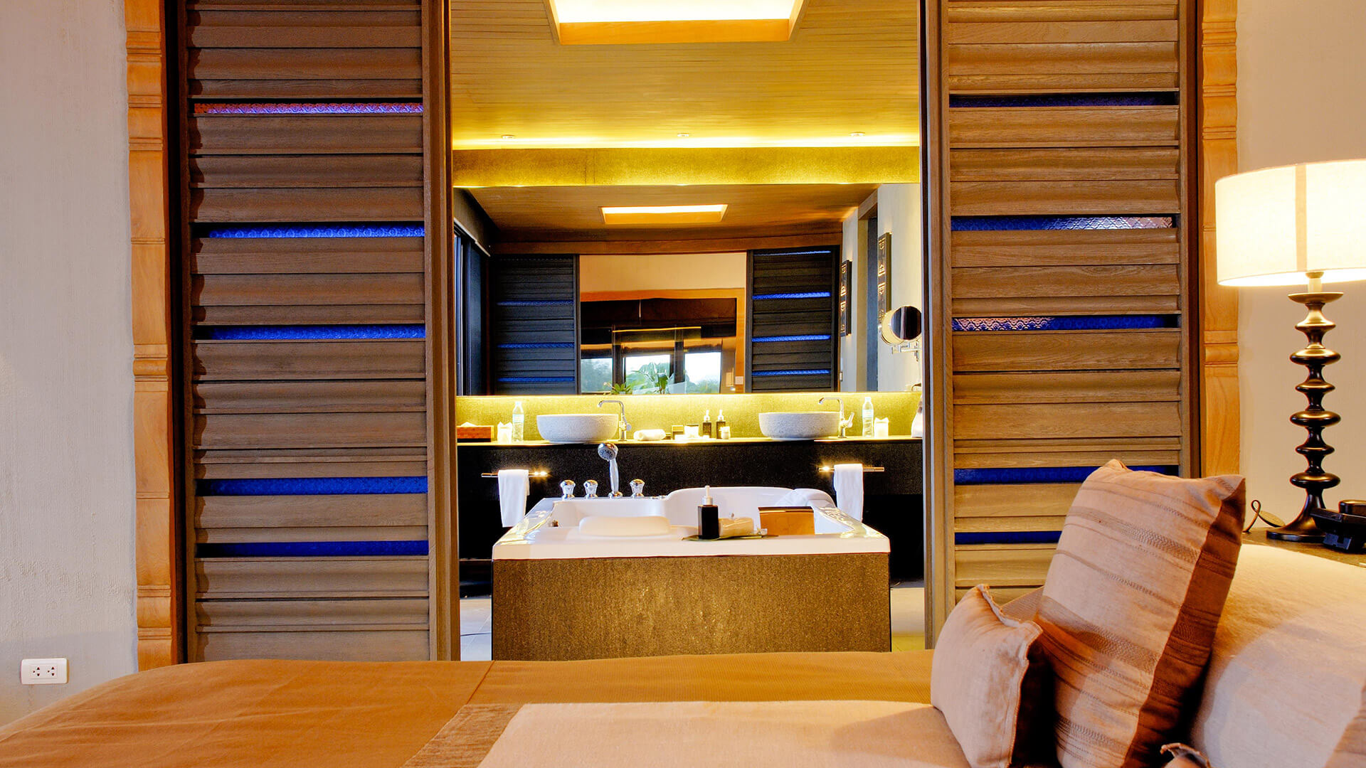 hotel phuket luxury private pool villa one bedroom ocean view honeymoon