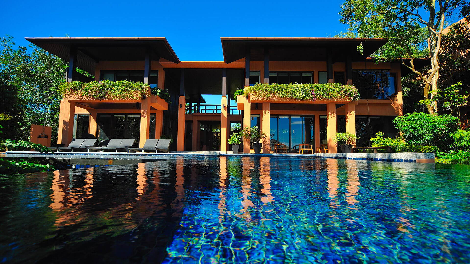residence villa in phuket three bedroom luxury hotel resort by sri panwa